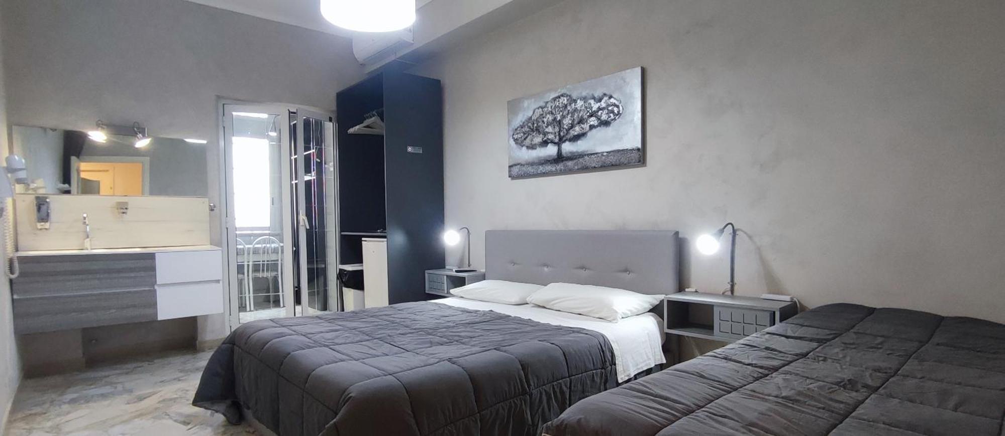 Hotel Giambattista House Bari Extérieur photo